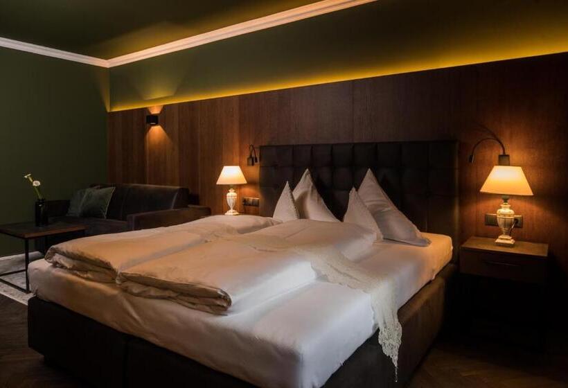 带阳台的高级房间, Boutique Hotel Mandarfnerhof