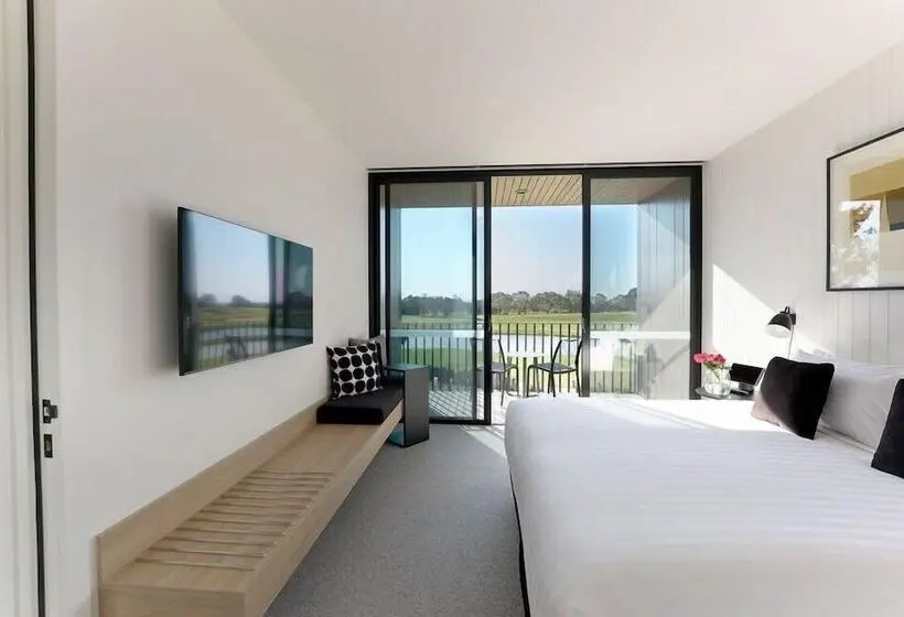 プレミアムスイート, Accommodation @ Curlewis