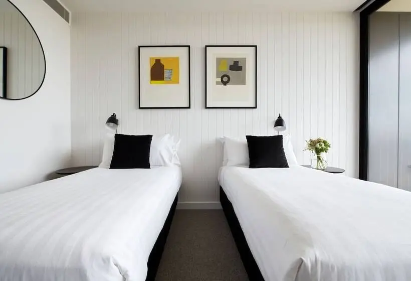 プレミアムスイート, Accommodation @ Curlewis