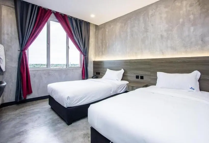 スーペリアファミリールーム, Sri Indar Hotel & Suites