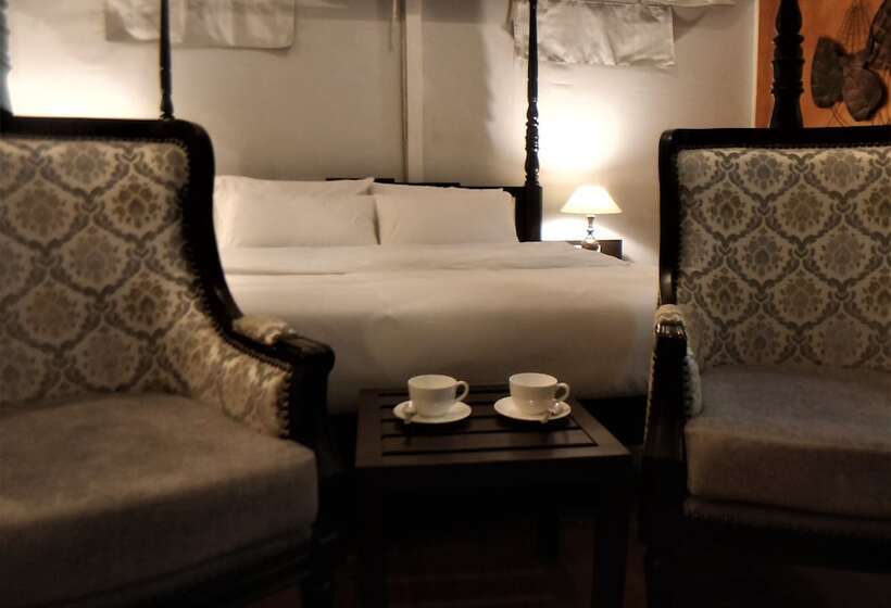 豪华三人间, The Bugyal