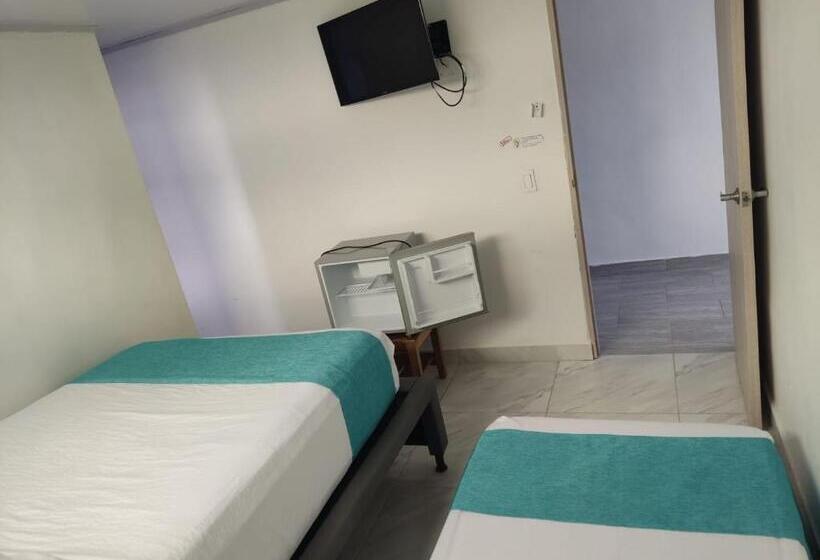 חדר סטנדרט לשלושה, Sky View Hotel Tolu