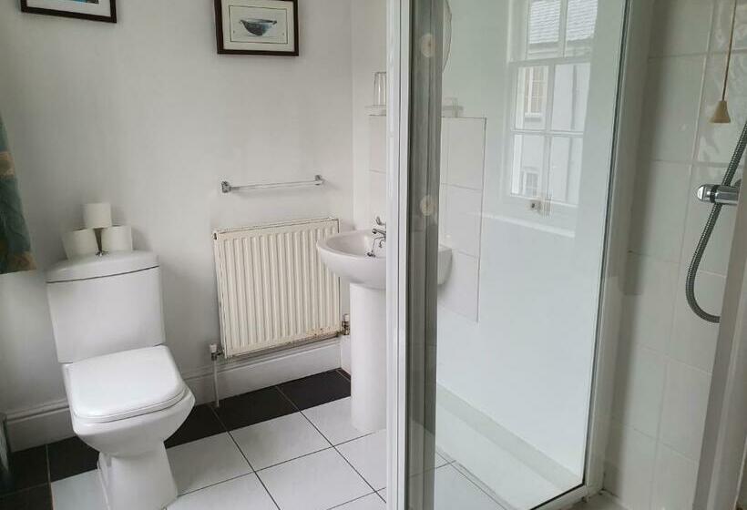 Номер Стандарт Трехместный, Earl Of Chatham