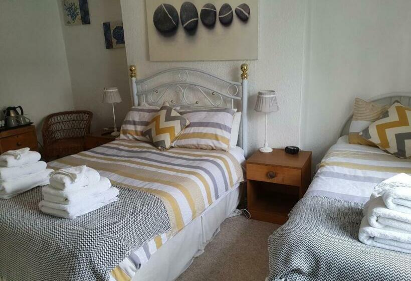 Номер Стандарт Трехместный, Earl Of Chatham