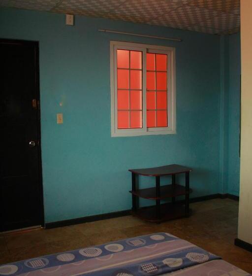 غرفة ديلوكس, Twin Fin Plaza