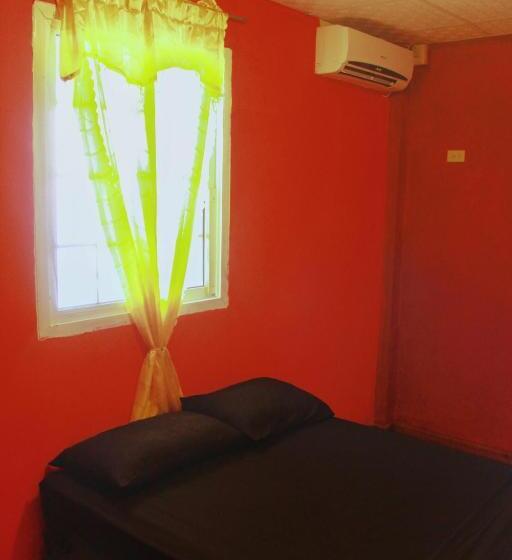 غرفة ديلوكس, Twin Fin Plaza