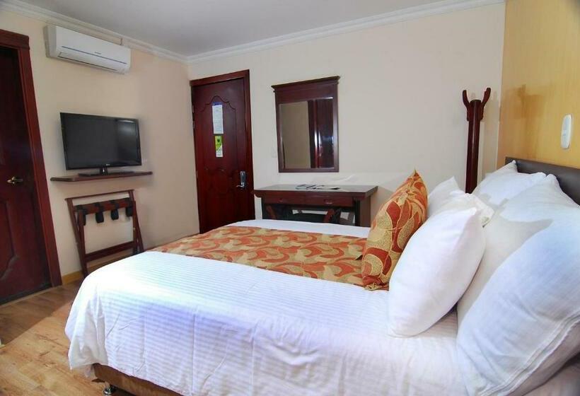 标准间, Luxor Pereira