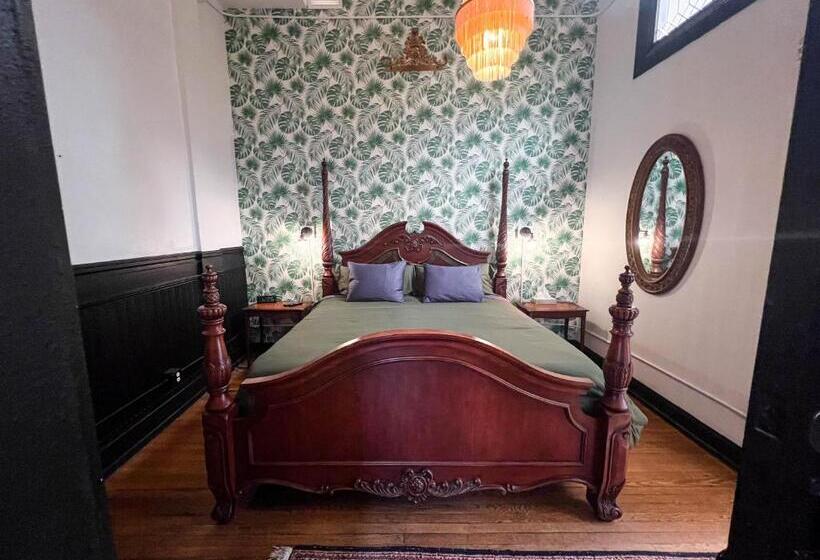 キングサイズベッドのデラックススイート, The Oliver Inn