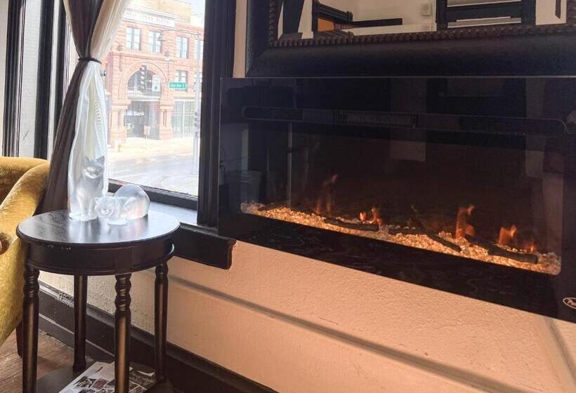 غرفة ديلوكس, The Oliver Inn