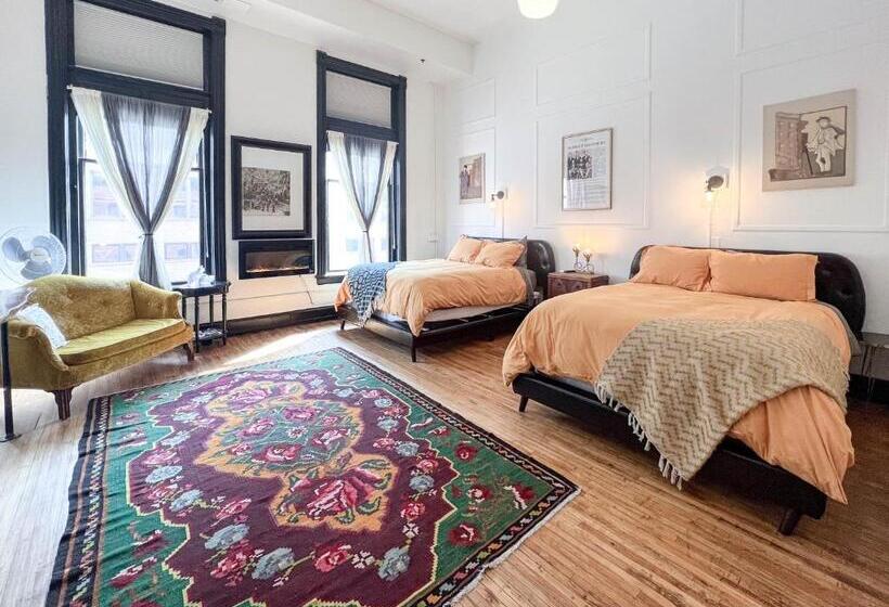 غرفة ديلوكس, The Oliver Inn