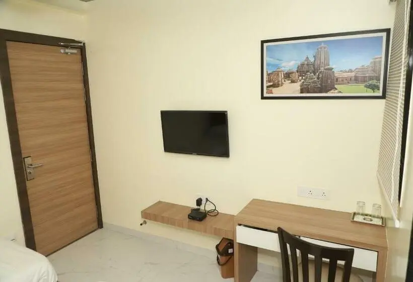デラックスルーム, Id Square Residency Parbhani