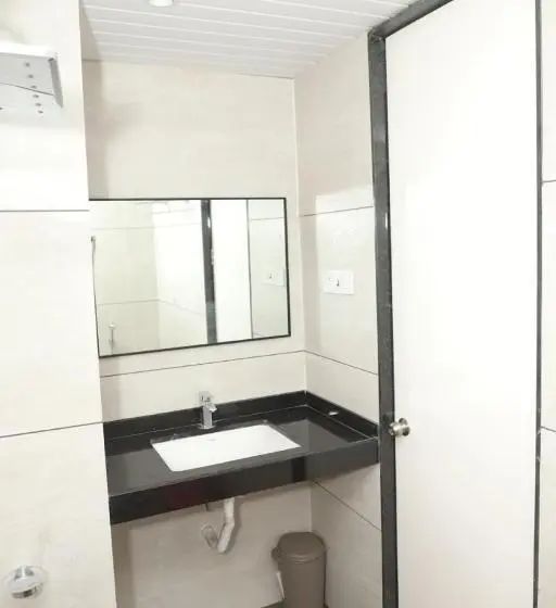 スーペリアールーム, Id Square Residency Parbhani