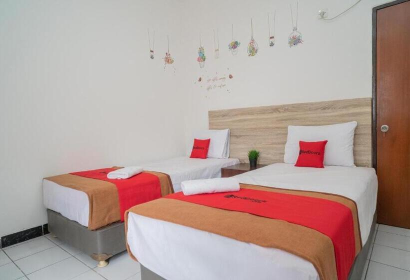 חדר סטנדרט, Reddoorz @ Glodok