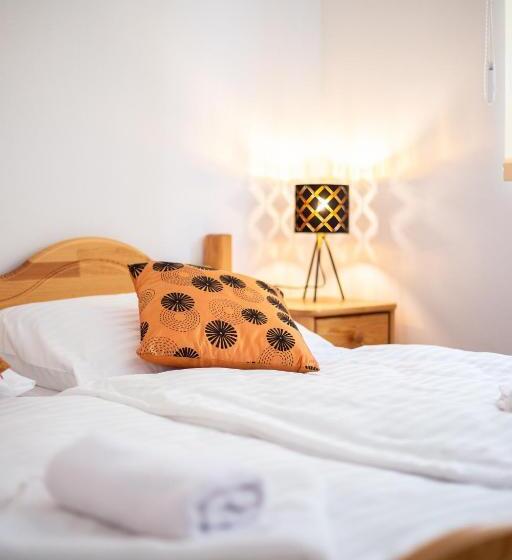 ２ベッドルームアパートメント, Penzión Palatín