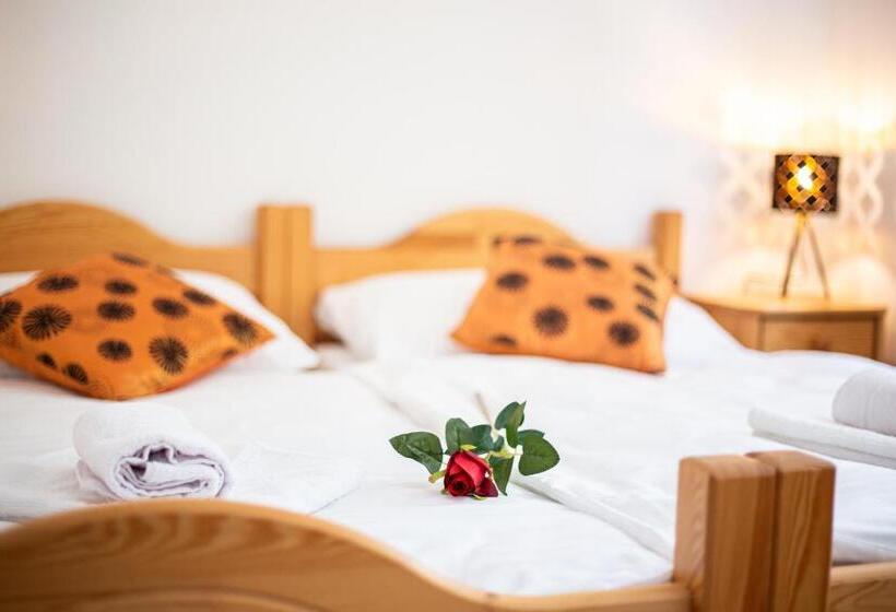 ２ベッドルームアパートメント, Penzión Palatín