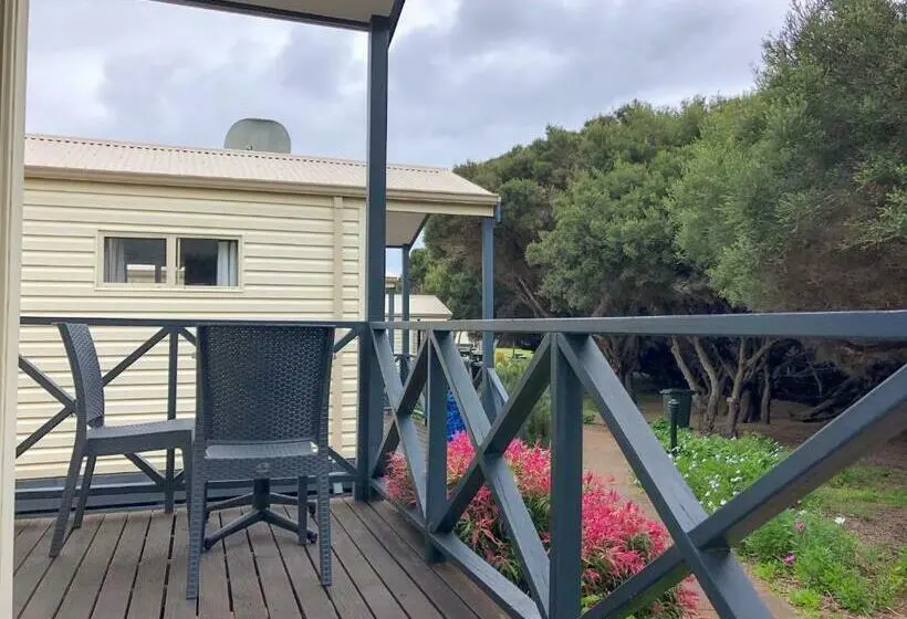 キャビン, Tasman Holiday Parks   Yallingup Beach