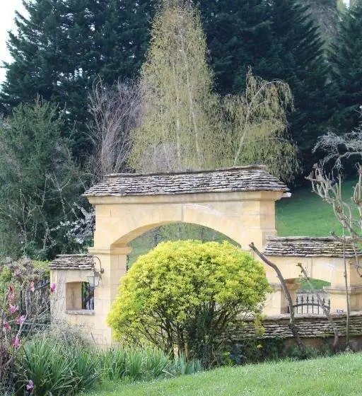 Talo 2 Makuuhuonetta, La Maison Thimadaise