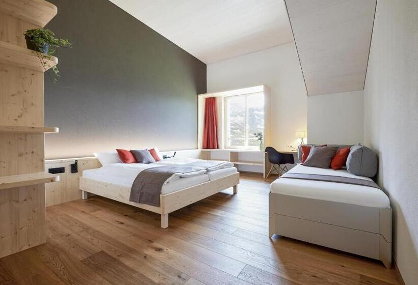 חדר משפחתי, Klausenpass