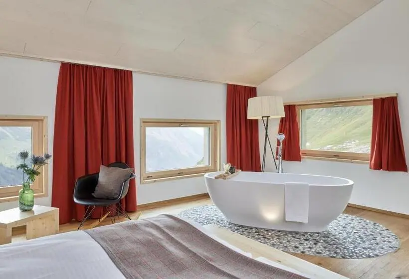 スタンダードルーム, Klausenpass