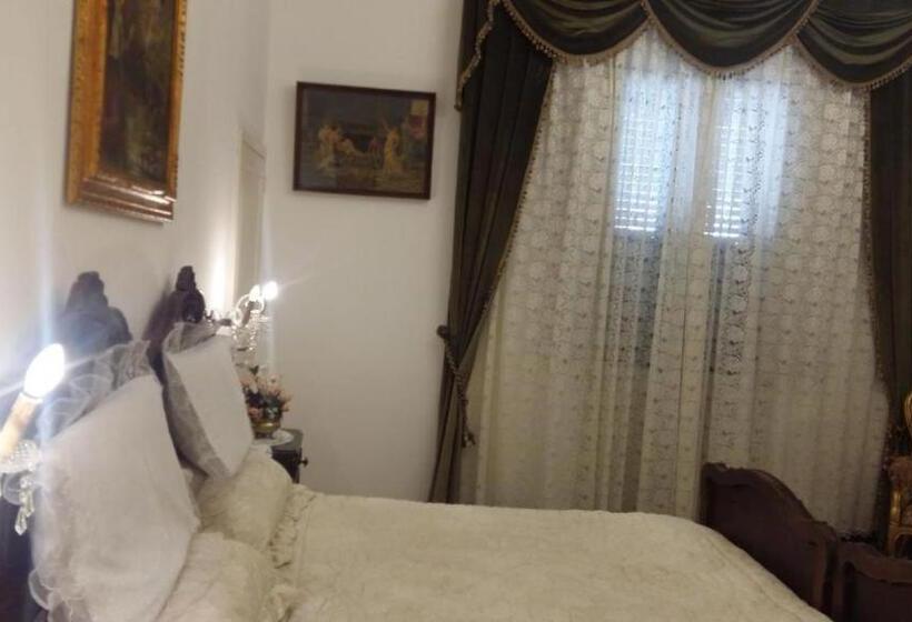 디럭스 룸, Giardini Di Silvia