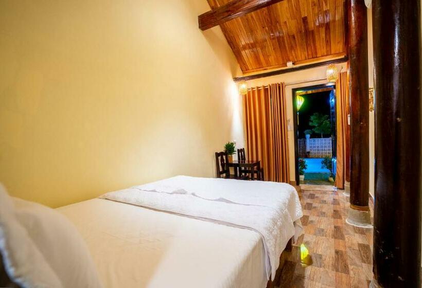 اتاق استاندارد با چشمانداز استخر, Phong Nha Ecolodge Homestay By Hofs