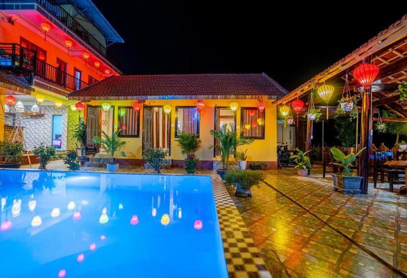 اتاق استاندارد با چشم‌انداز استخر, Phong Nha Ecolodge Homestay By Hofs