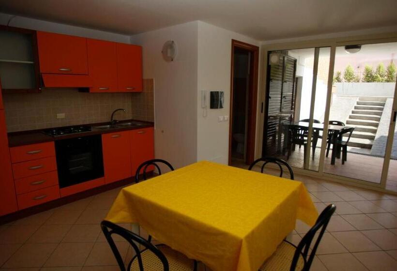 Апартаменты 1 Спальня Нижний Этаж, Residence Gualtieri