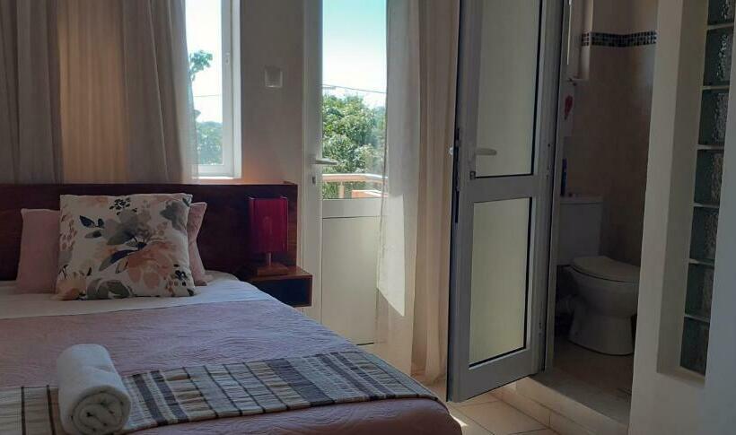 חדר סטנדרט יחיד עם מרפסת, Wonna Bay Vila Lodge Catembe