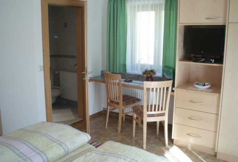 غرفة قياسية مزوَّدة بشُرفة, Gästehaus Lanzinger