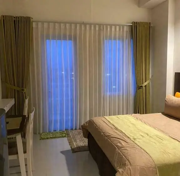 スタンダードスタジオ, Ratu Icon Apartment