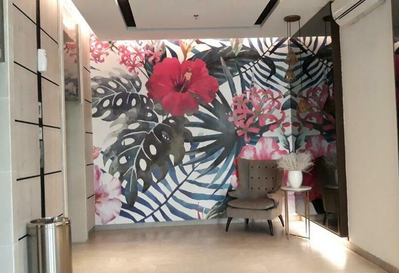 Студия Стандарт, Ratu Icon Apartment