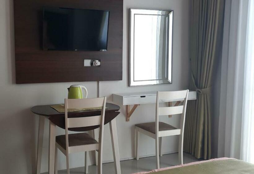 Студия Стандарт, Ratu Icon Apartment