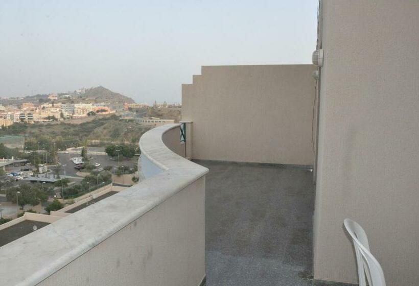 آپارتمان 2 خوابه با بالکن, New Abha Resort