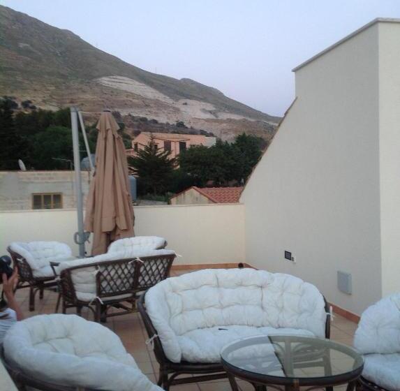 Triple Room Sea View, B&b Coppola