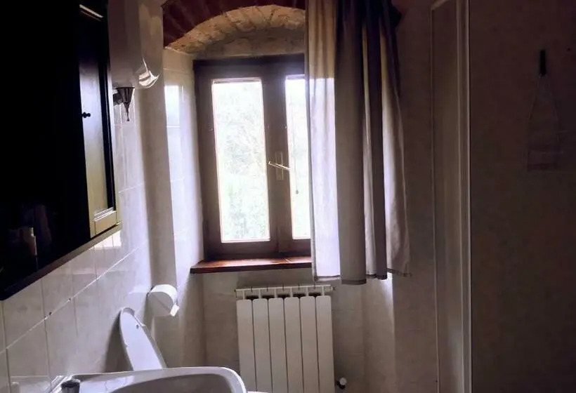 エコノミールーム, Pian D Isola Agriturismo
