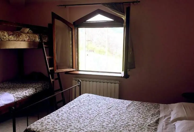 スタンダード４人部屋, Pian D Isola Agriturismo