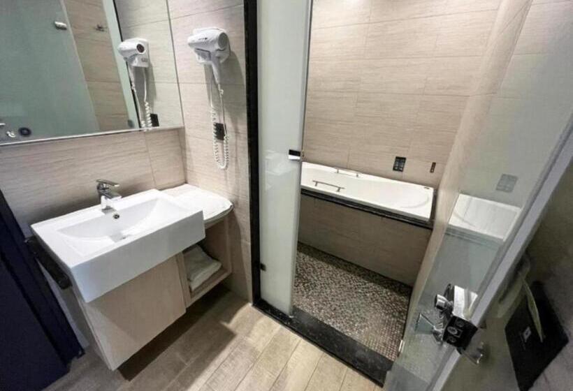 اتاق لوکس, Guide Hotel Taichung Ziyou