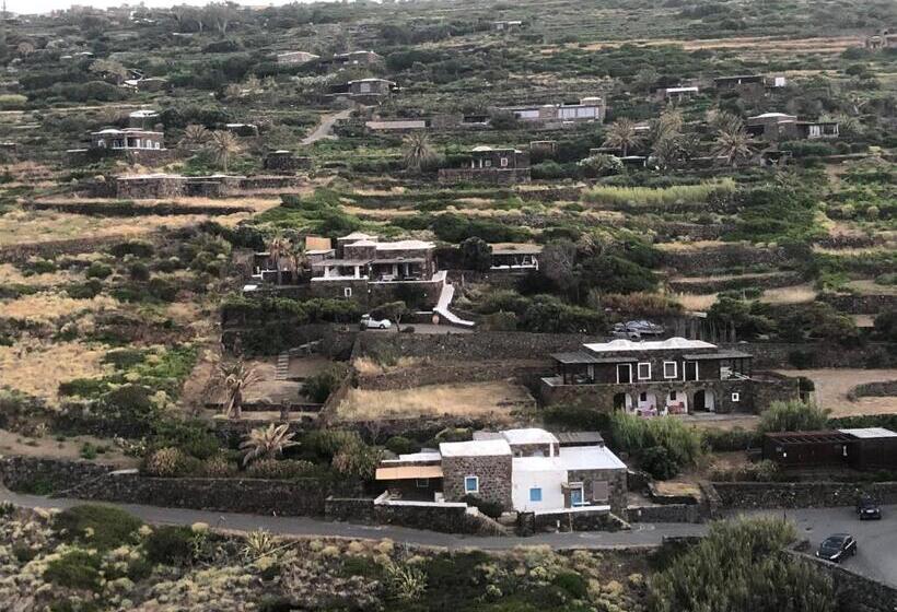 带大床的高级房间, Dammuso Levante