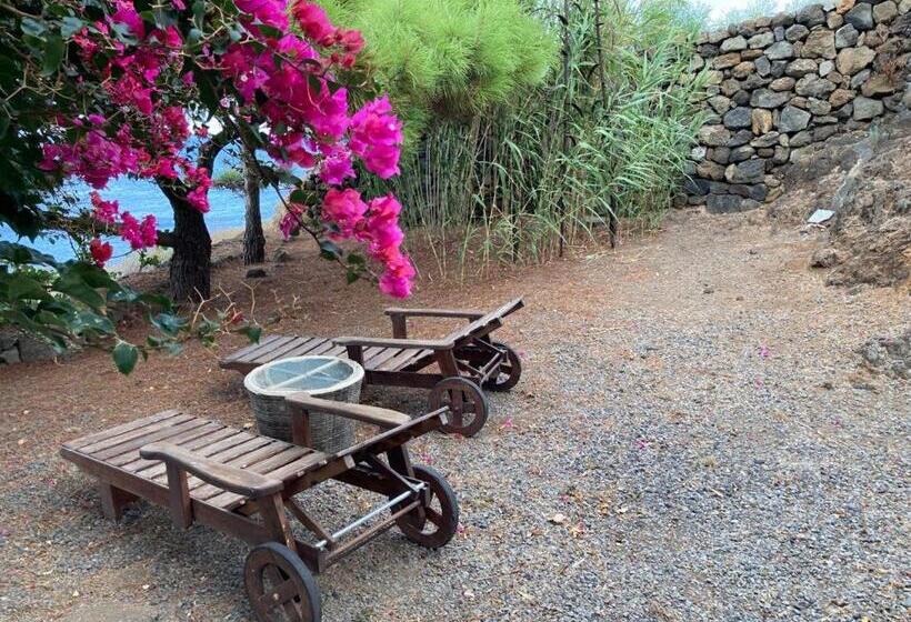 海景豪华三人间, Dammuso Levante