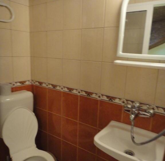 חדר דלוקס לשלושה עם נו לים, Guest Rooms Kotvаta