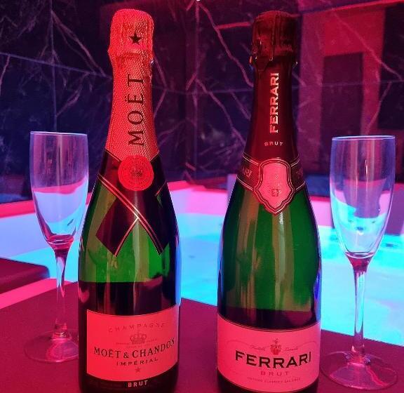 デラックススイート, La Perla Luxury Room