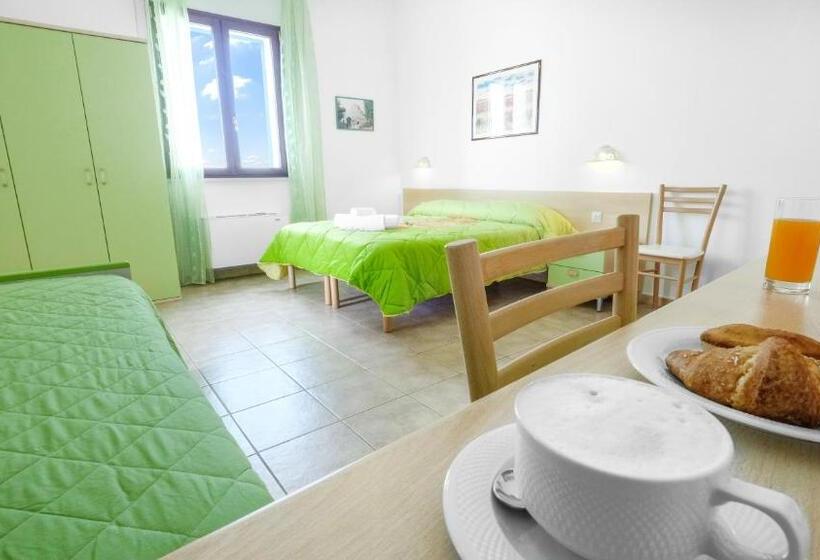 디럭스 트리플 룸, Casa Del Sole Relax Room