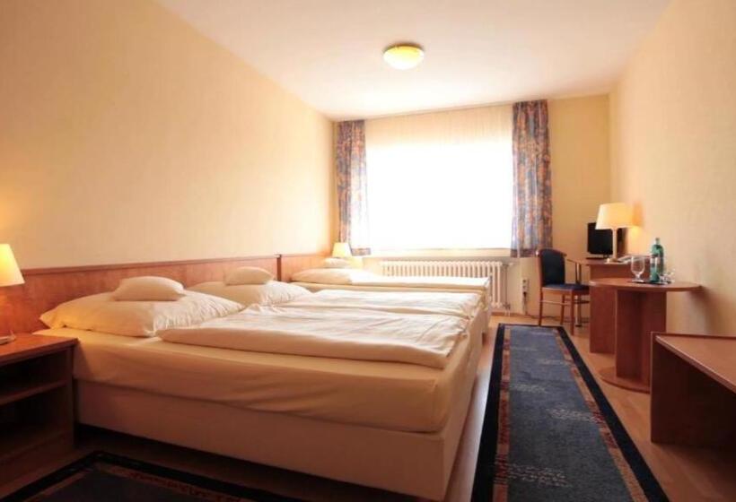 غرفة قياسية ثلاثية, Friends Hotel Kerpen