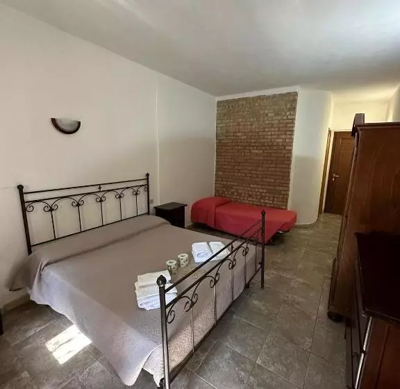 Standard Kolmen Hengen Huone, Agriturismo Fassi
