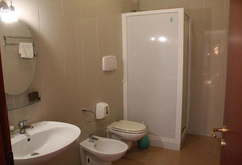 スタンダード4人部屋, Città Della Notte