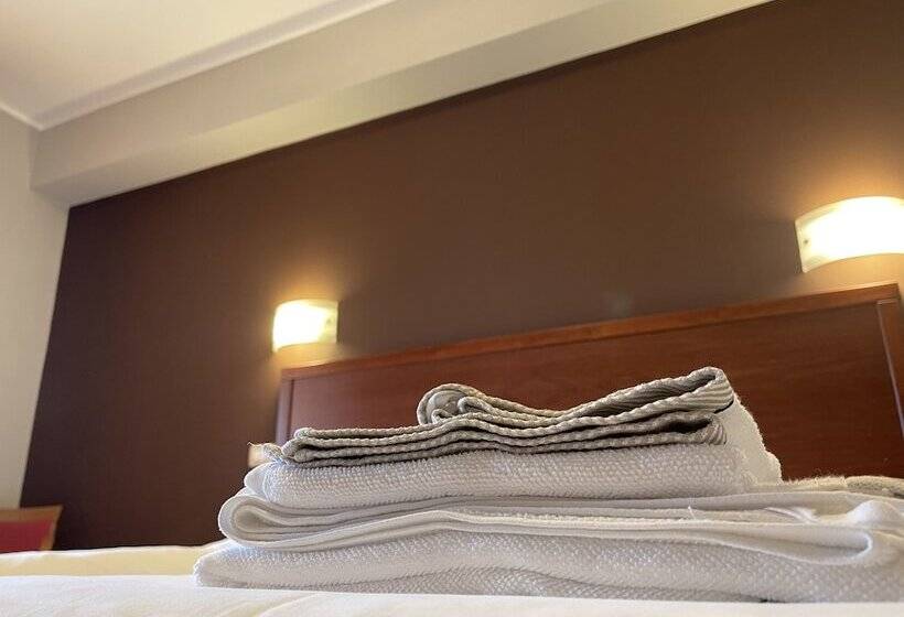 バルコニー付きスタンダードルーム, Città Della Notte