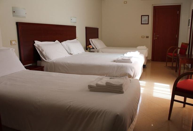 スタンダード4人部屋, Città Della Notte