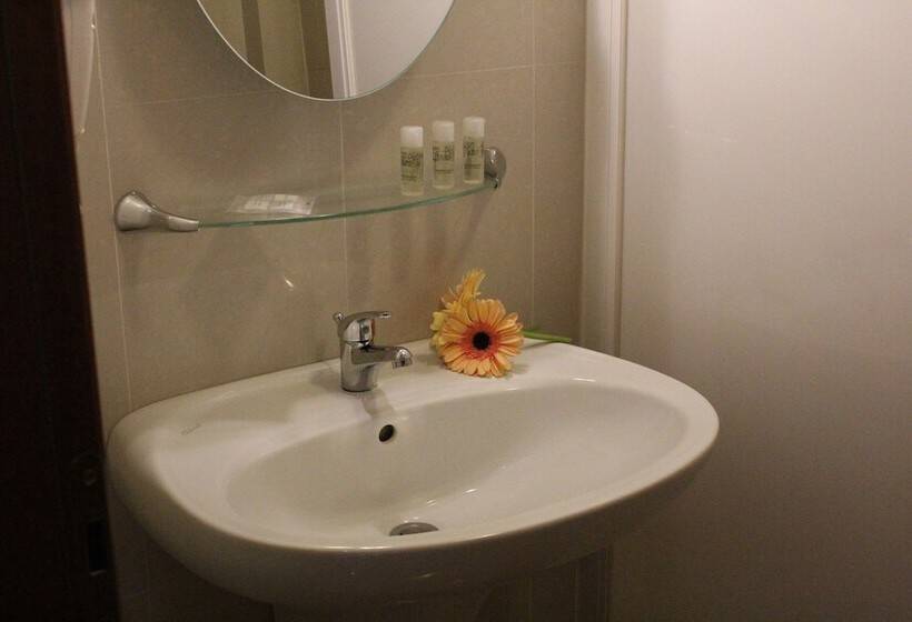 スタンダードルーム, Città Della Notte