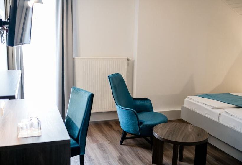 Quarto standart individual, Donaublick