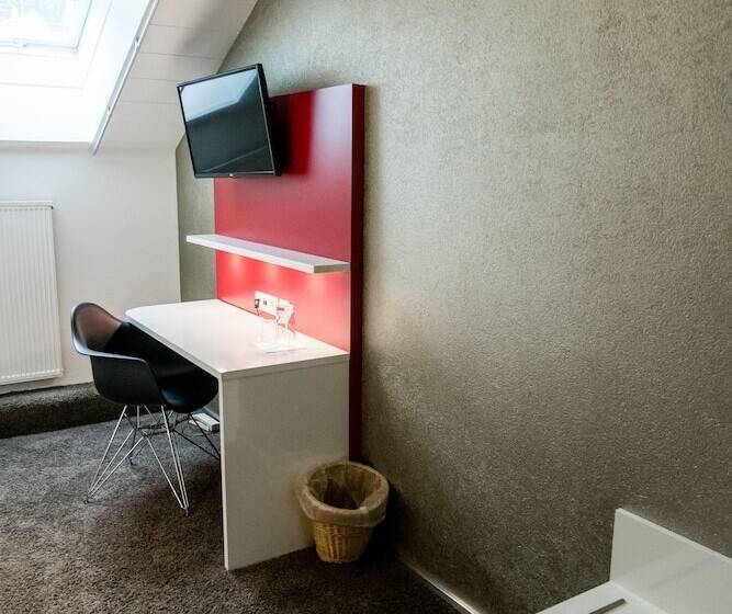 Quarto standart individual, Donaublick